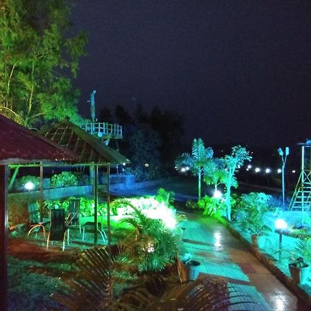 Yogadaa Royal Resort Mahabaleshwar Exterior photo